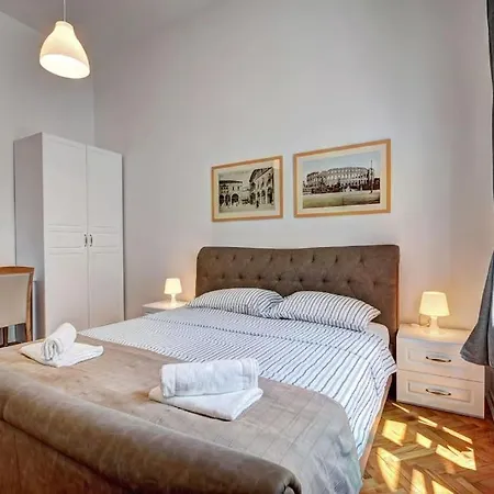 Yachting Club * Pula